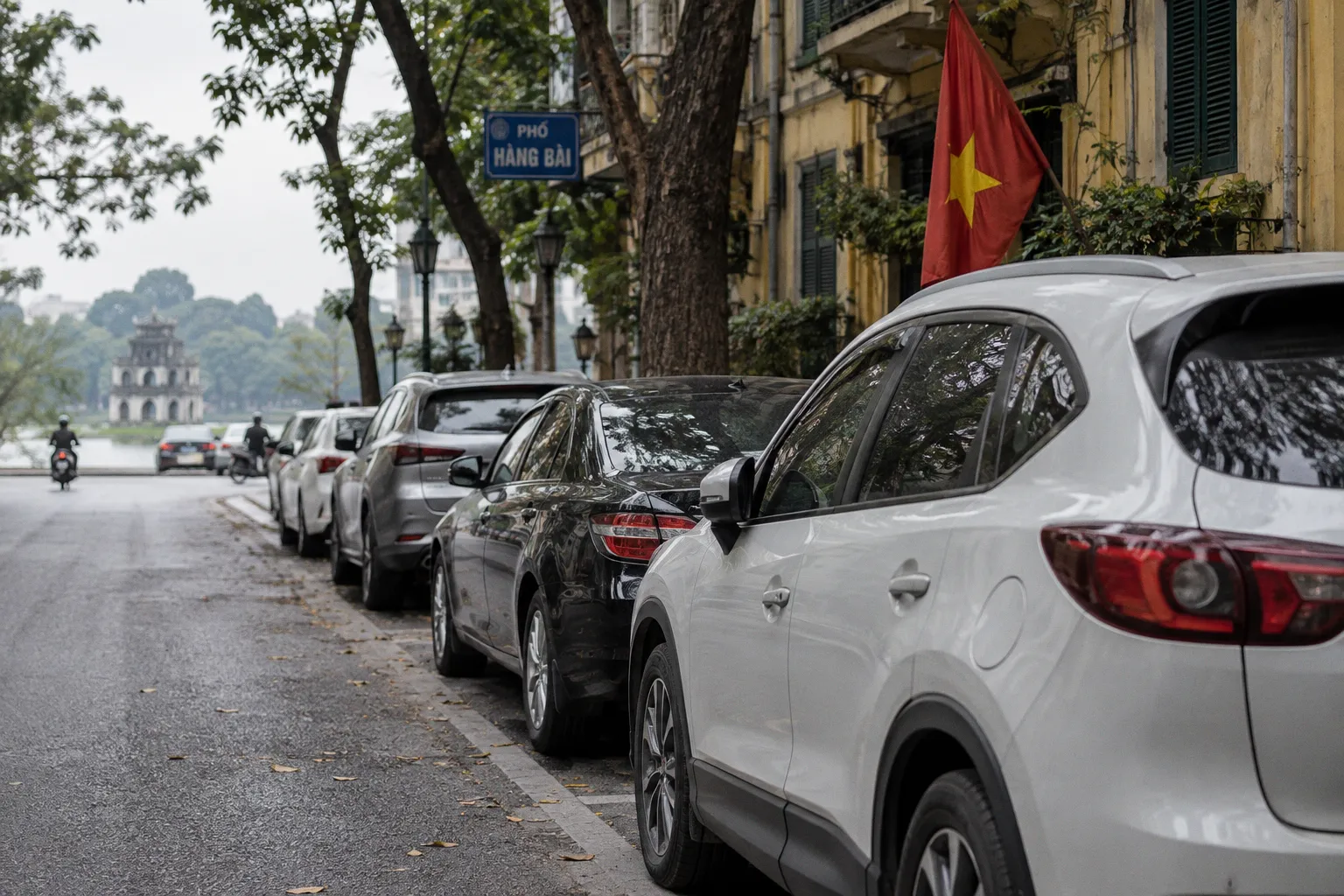 Practical Guide to Car Rental in Hanoi (Vietnam)